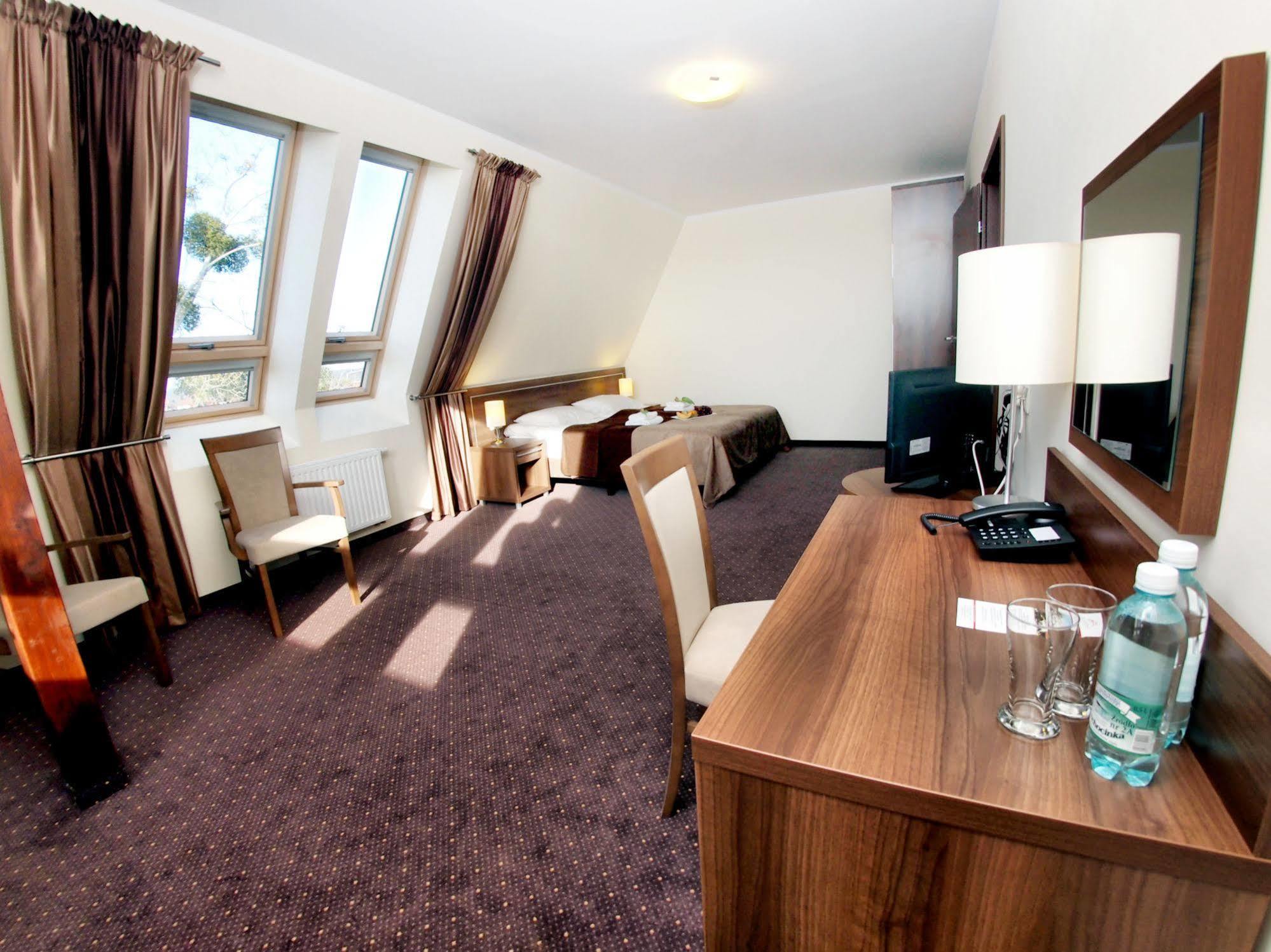Hotel Austeria Conference & Spa Ciechocinek Εξωτερικό φωτογραφία